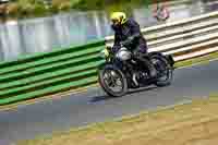 Vintage-motorcycle-club;eventdigitalimages;mallory-park;mallory-park-trackday-photographs;no-limits-trackdays;peter-wileman-photography;trackday-digital-images;trackday-photos;vmcc-festival-1000-bikes-photographs